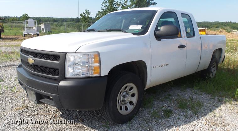 image for item DB7475 2007 Chevrolet Silverado 1500 Ext. Cab pickup truck
