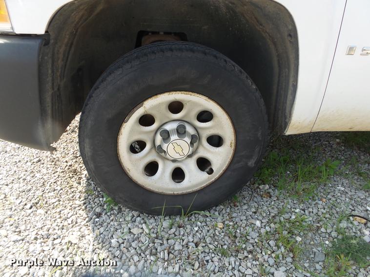 image for item DB7475 2007 Chevrolet Silverado 1500 Ext. Cab pickup truck