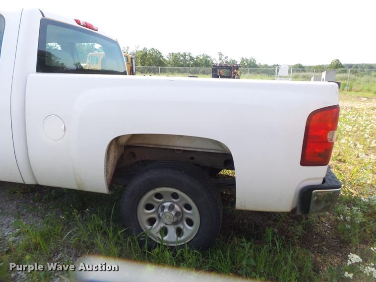 image for item DB7475 2007 Chevrolet Silverado 1500 Ext. Cab pickup truck