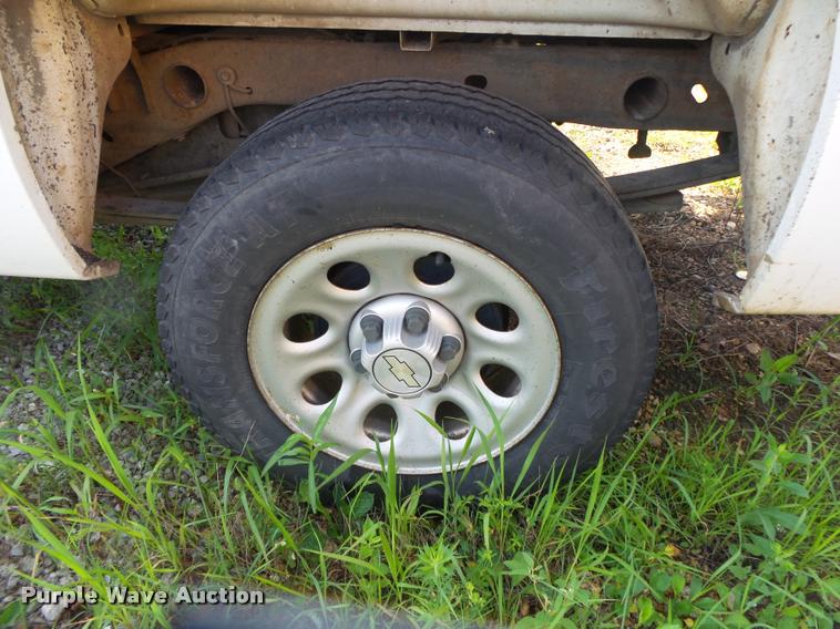 image for item DB7475 2007 Chevrolet Silverado 1500 Ext. Cab pickup truck