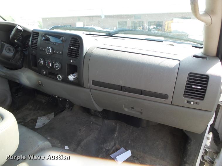 image for item DB7475 2007 Chevrolet Silverado 1500 Ext. Cab pickup truck