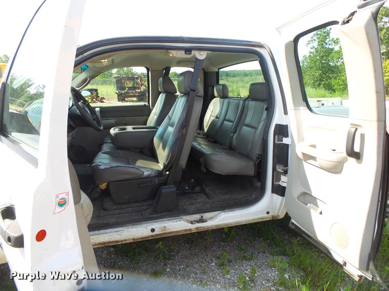image for item DB7475 2007 Chevrolet Silverado 1500 Ext. Cab pickup truck