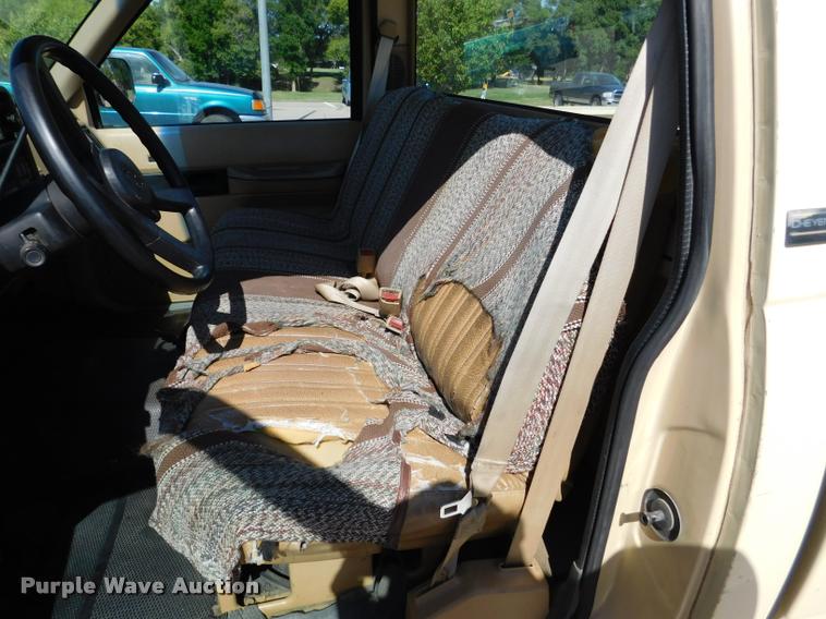 image for item DB9468 1988 Chevrolet Cheyenne 1500 pickup truck