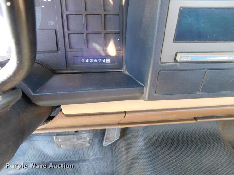 image for item DB9468 1988 Chevrolet Cheyenne 1500 pickup truck