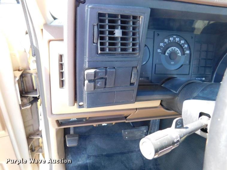 image for item DB9468 1988 Chevrolet Cheyenne 1500 pickup truck