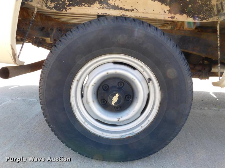 image for item DB9468 1988 Chevrolet Cheyenne 1500 pickup truck