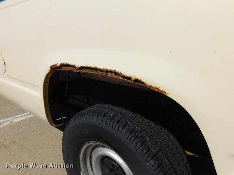 image for item DB9468 1988 Chevrolet Cheyenne 1500 pickup truck