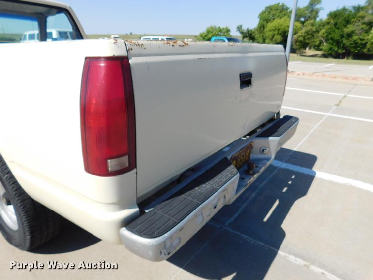 image for item DB9468 1988 Chevrolet Cheyenne 1500 pickup truck