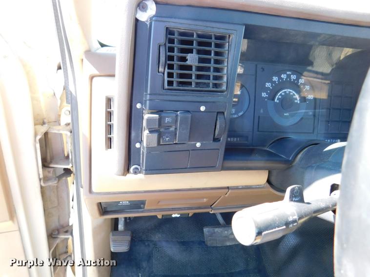 image for item DB9469 1988 Chevrolet Cheyenne 1500 pickup truck