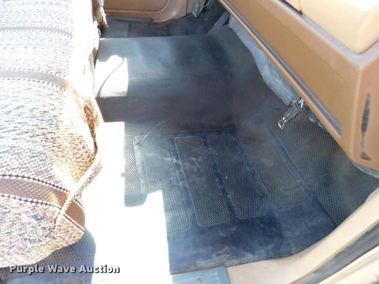 image for item DB9469 1988 Chevrolet Cheyenne 1500 pickup truck