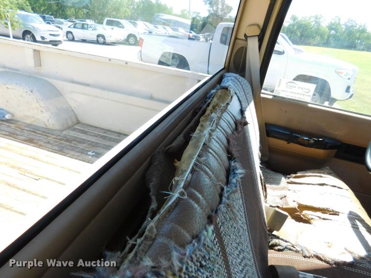 image for item DB9469 1988 Chevrolet Cheyenne 1500 pickup truck