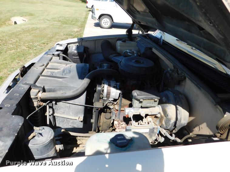 image for item DB9469 1988 Chevrolet Cheyenne 1500 pickup truck