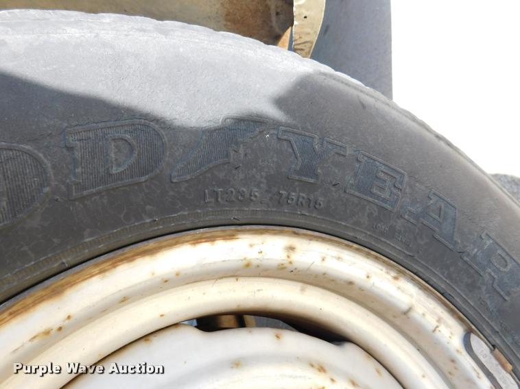 image for item DB9469 1988 Chevrolet Cheyenne 1500 pickup truck