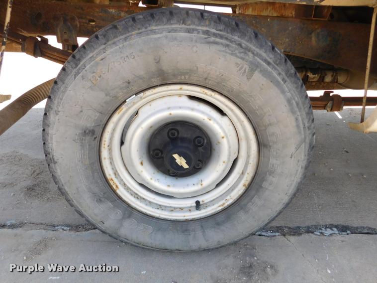 image for item DB9469 1988 Chevrolet Cheyenne 1500 pickup truck