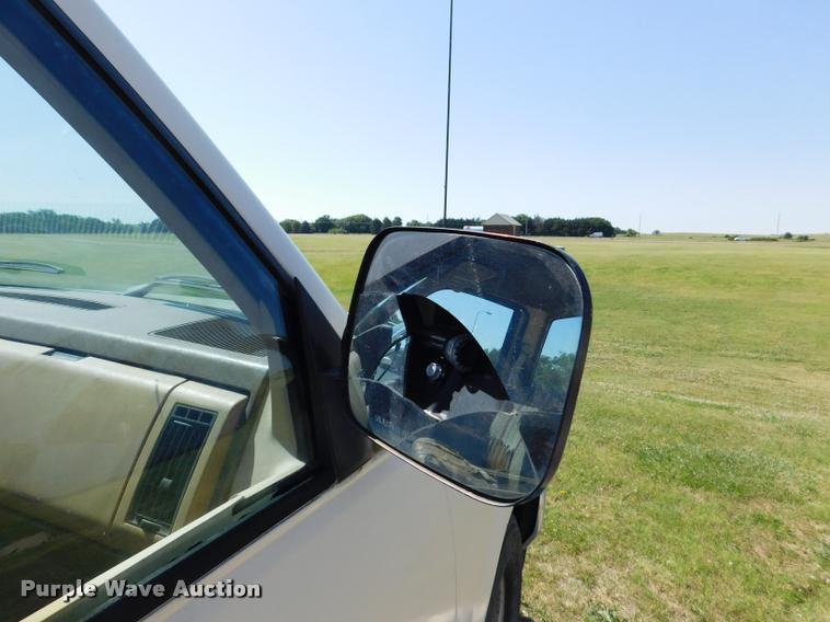 image for item DB9469 1988 Chevrolet Cheyenne 1500 pickup truck