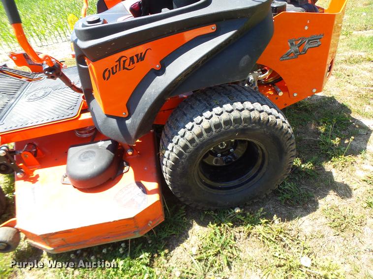 image for item DF9307 Bad Boy Outlaw riding lawn mower