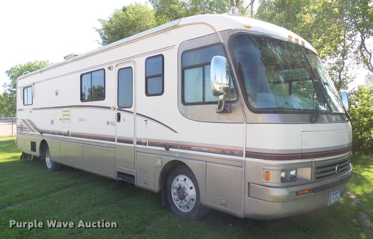 image for item DH9658 1996 Holiday Rambler Endeaver LE RV