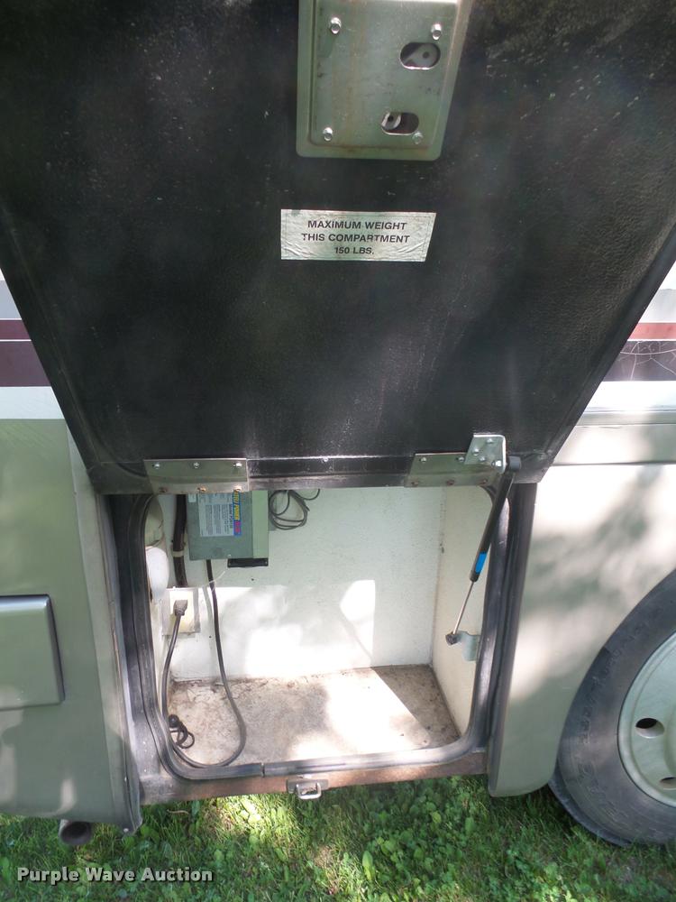 image for item DH9658 1996 Holiday Rambler Endeaver LE RV