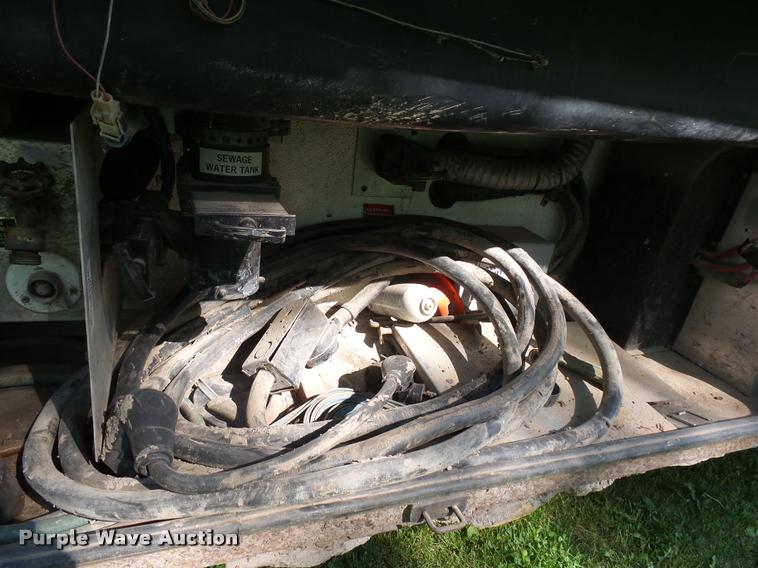 image for item DH9658 1996 Holiday Rambler Endeaver LE RV