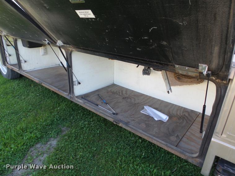 image for item DH9658 1996 Holiday Rambler Endeaver LE RV