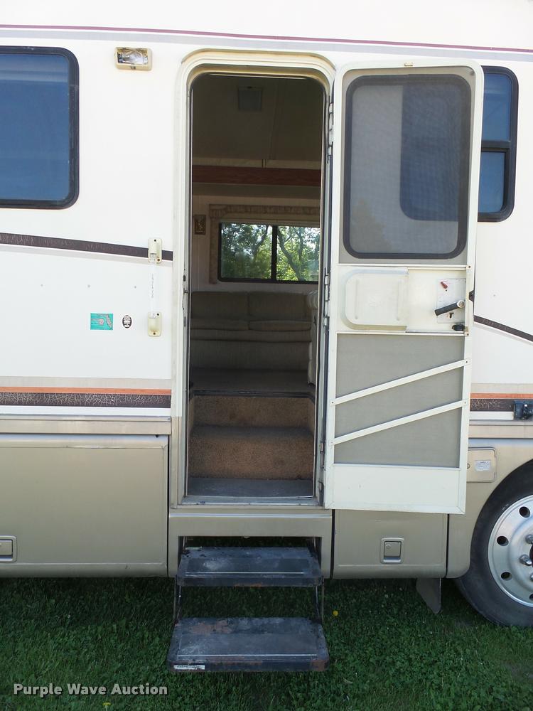 image for item DH9658 1996 Holiday Rambler Endeaver LE RV