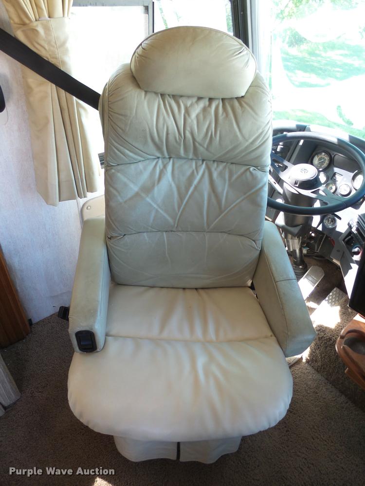 image for item DH9658 1996 Holiday Rambler Endeaver LE RV