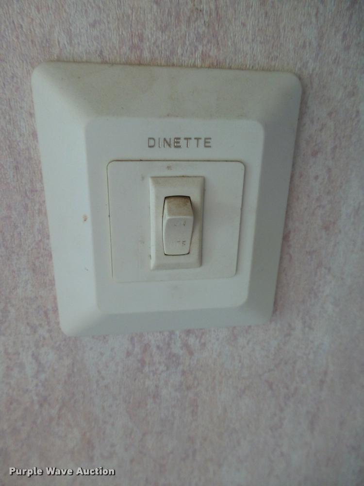 image for item DH9658 1996 Holiday Rambler Endeaver LE RV