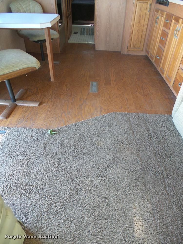 image for item DH9658 1996 Holiday Rambler Endeaver LE RV