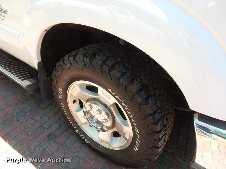 image for item DJ9539 2011 Ford F250 Super Duty pickup truck