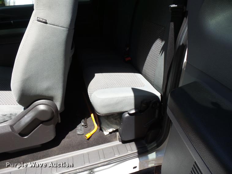 image for item DJ9539 2011 Ford F250 Super Duty pickup truck