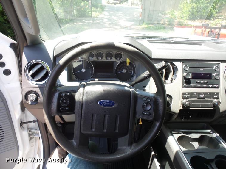 image for item DJ9539 2011 Ford F250 Super Duty pickup truck