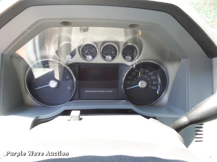 image for item DJ9539 2011 Ford F250 Super Duty pickup truck