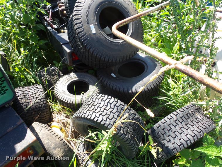 image for item DJ9545 (2) John Deere lawn mowers