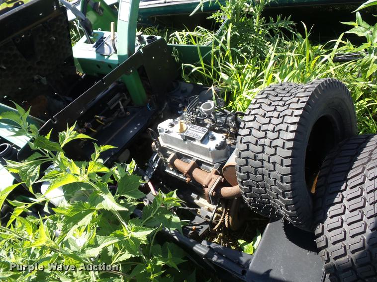 image for item DJ9545 (2) John Deere lawn mowers