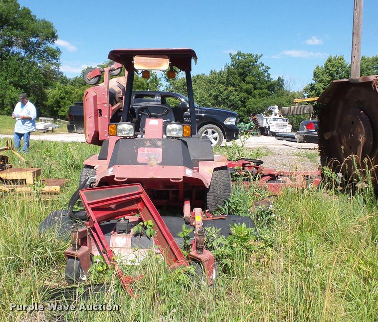 image for item DJ9546 Toro Groundmaster 580D riding lawn mower