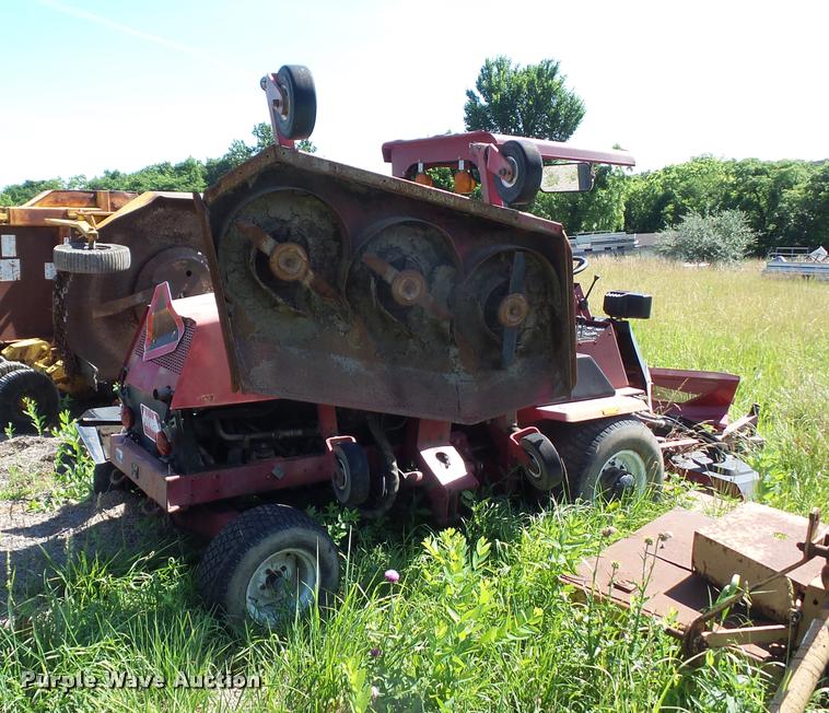 image for item DJ9546 Toro Groundmaster 580D riding lawn mower