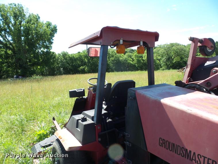 image for item DJ9546 Toro Groundmaster 580D riding lawn mower