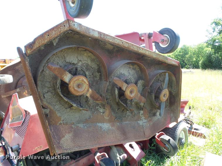 image for item DJ9546 Toro Groundmaster 580D riding lawn mower