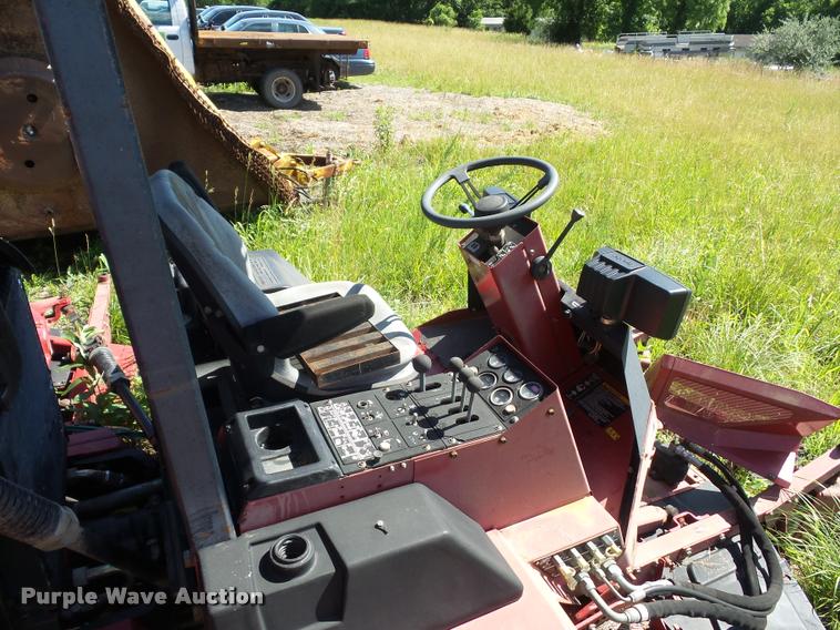 image for item DJ9546 Toro Groundmaster 580D riding lawn mower