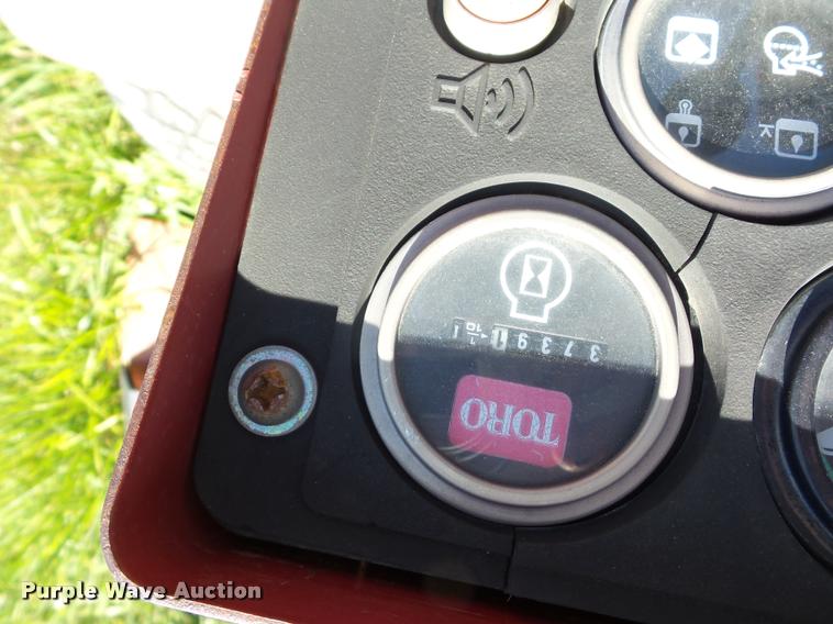 image for item DJ9546 Toro Groundmaster 580D riding lawn mower