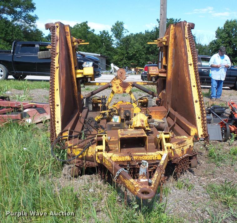 image for item DJ9548 Alamo batwing mower