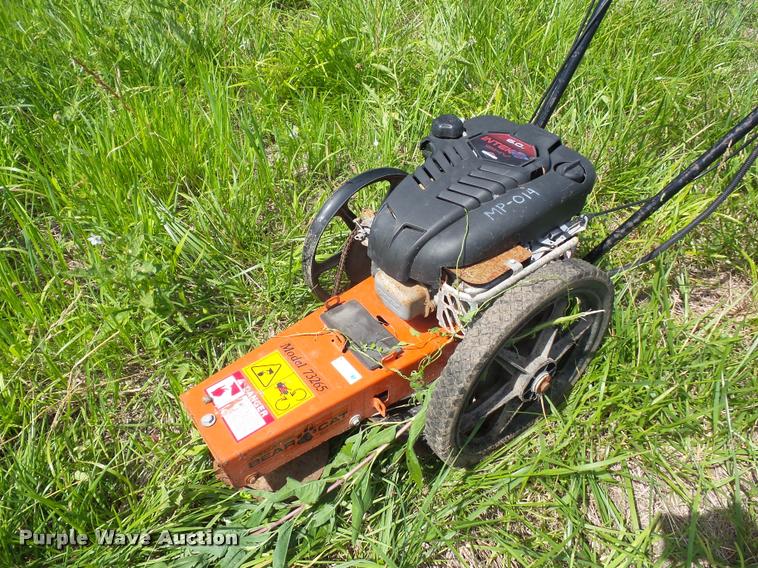 image for item DJ9551 Lawn and garden equipment