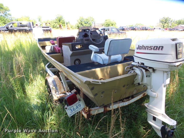 image for item DJ9556 Lowe Commander boat and trailer