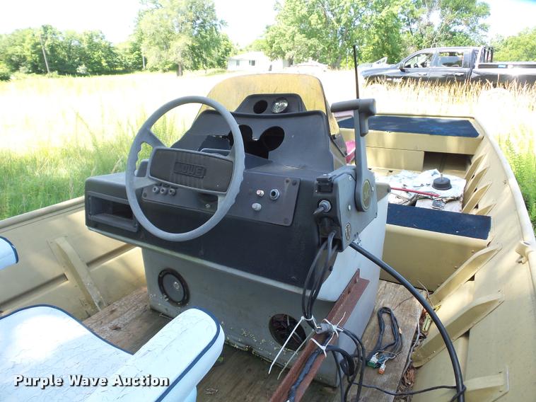 image for item DJ9556 Lowe Commander boat and trailer