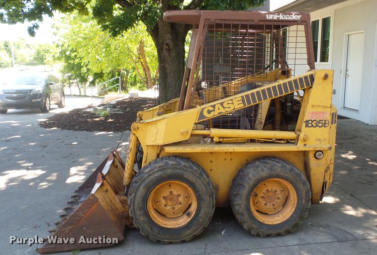 image for item DJ9557 Case 1835B skid steer