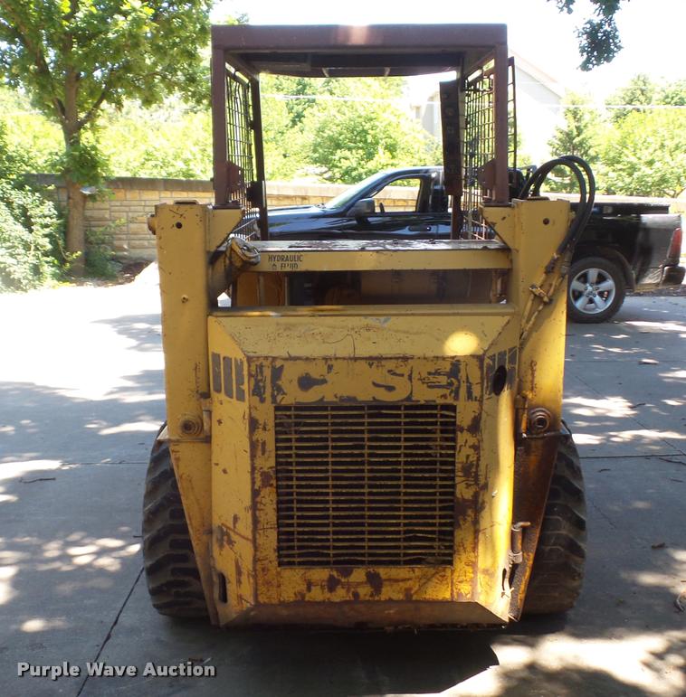 image for item DJ9557 Case 1835B skid steer