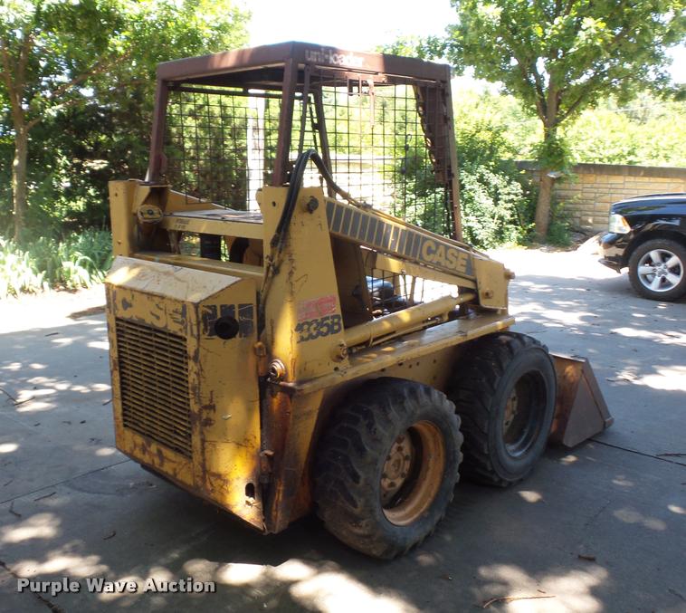 image for item DJ9557 Case 1835B skid steer
