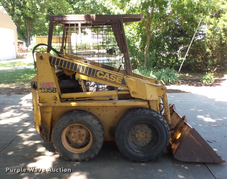 image for item DJ9557 Case 1835B skid steer