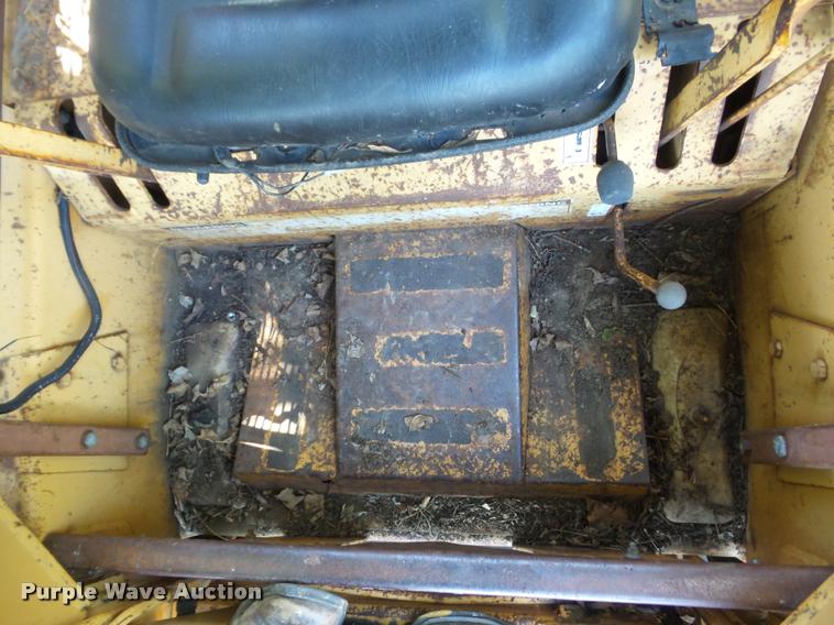 image for item DJ9557 Case 1835B skid steer