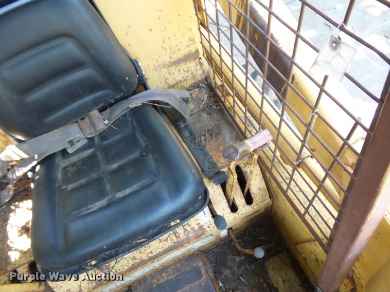 image for item DJ9557 Case 1835B skid steer